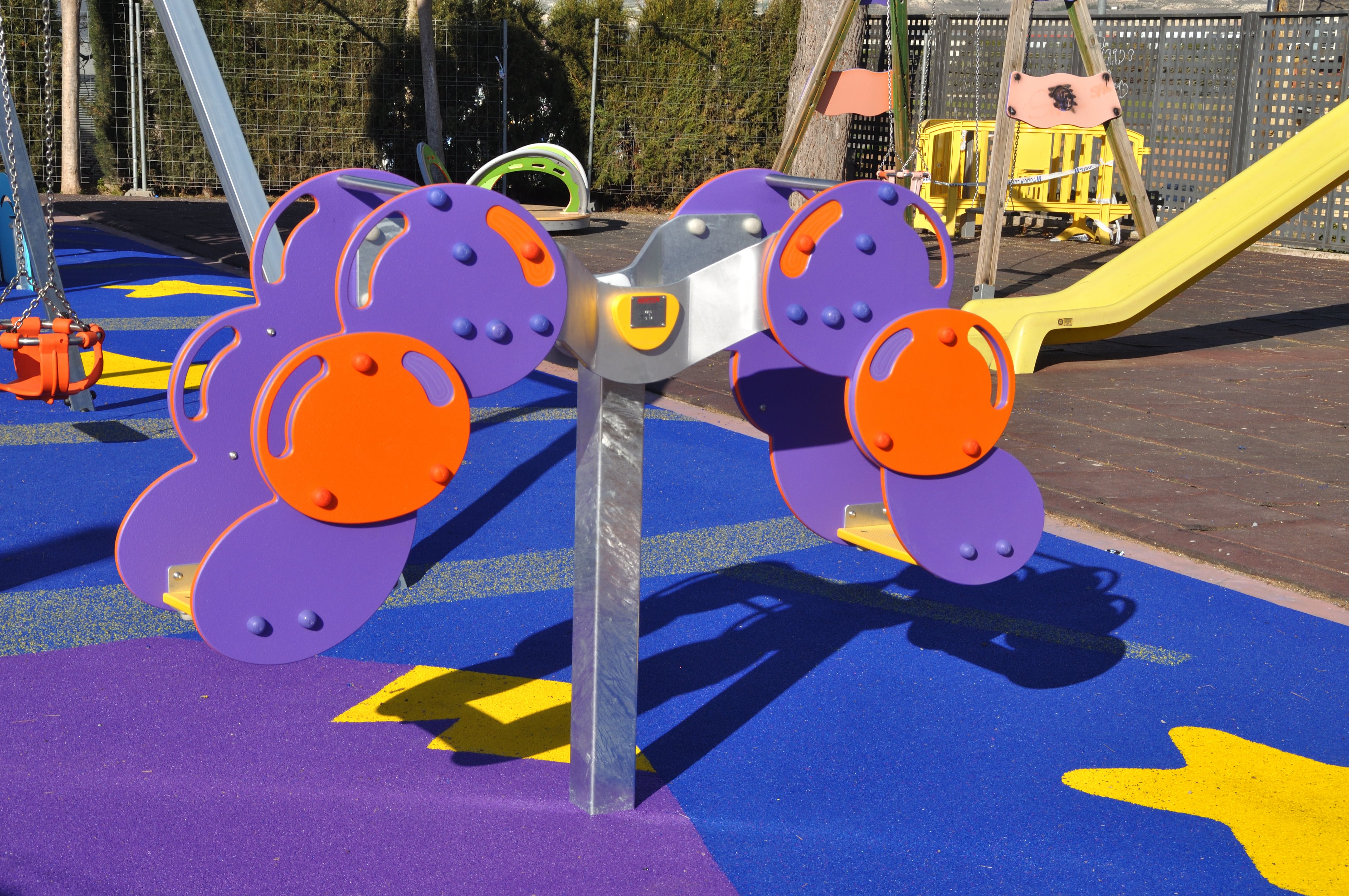Torre Gigante El Yeti Parques Infantiles Tematizados Alagon_Zaragoza  (9999)